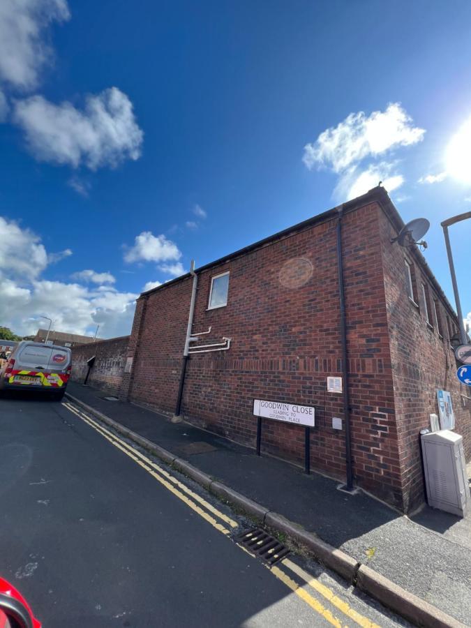 Goodwin Apartments カーライル エクステリア 写真